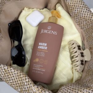 Jergens Warm Amber Shea Fusion 414ML